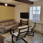 Casa Carmina: Casa Pequenos Grupos En El Corazon De Galicia Dom wakacyjny
