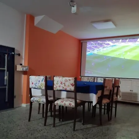 Casa Carmina: Casa Pequenos Grupos En El Corazon De Galicia