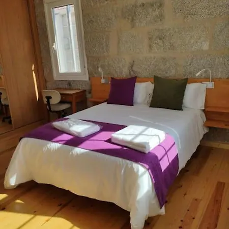 Casa Carmiña: Casa Pequeños Grupos En El Corazón De Galicia * O Irixo