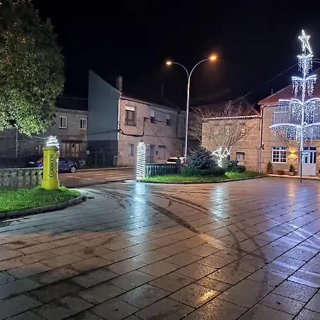 Vakantiehuis Casa Carmina: Casa Pequenos Grupos En El Corazon De Galicia